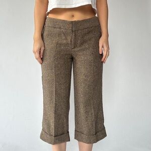 Low Rise Capri Trousers Size 8 Wool